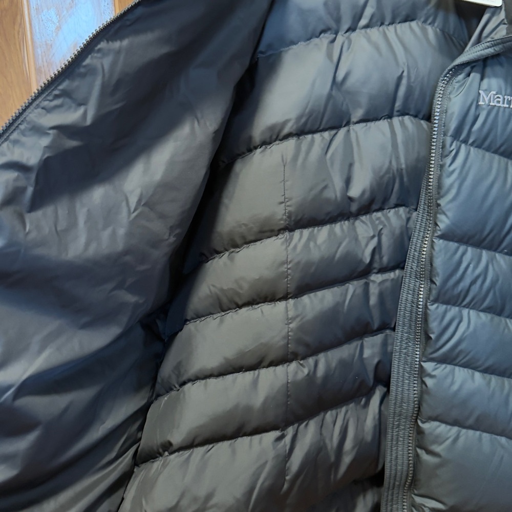 Marmot Black Quilted Jacket with Faux Fur Trim XL - Picture 6 of 8